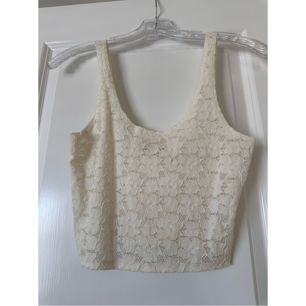 NWOT Hollister Lace Cropped Tank
